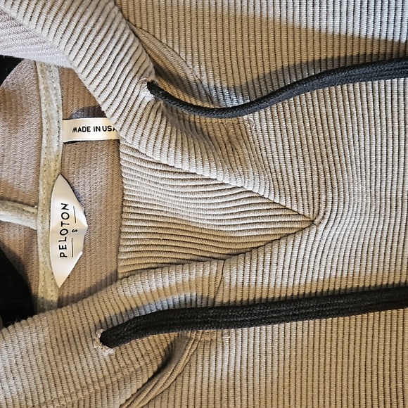 Peloton side zip sweatshirt - Picture 4 of 4